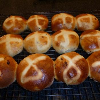 Andrew's rye culture Easter buns first overview
