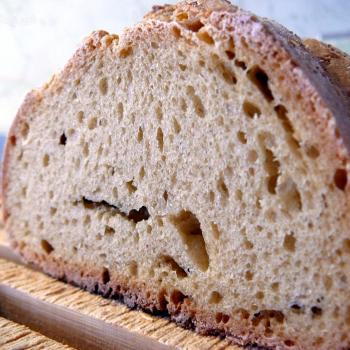 Ismaele Einkorn bread first slice